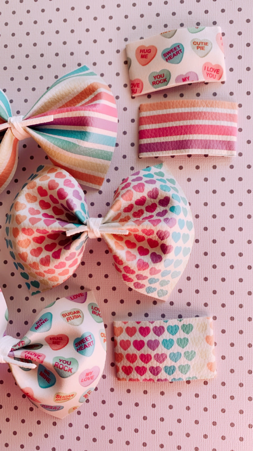 Convo heart set bows