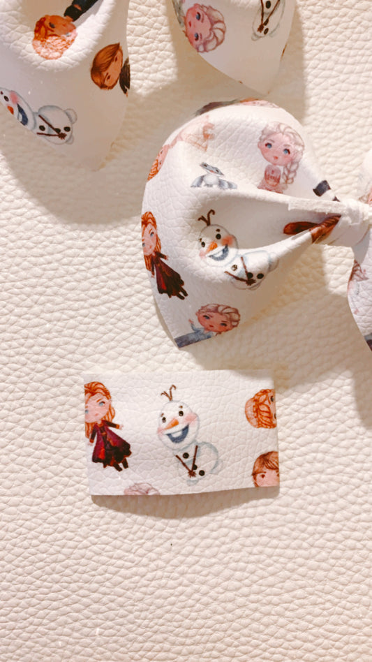 Frozen Adventures Snap Clip