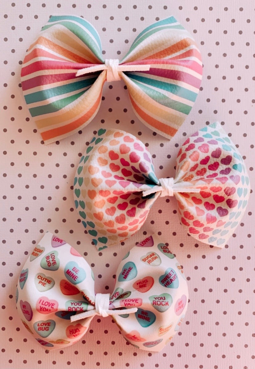 Convo heart set bows