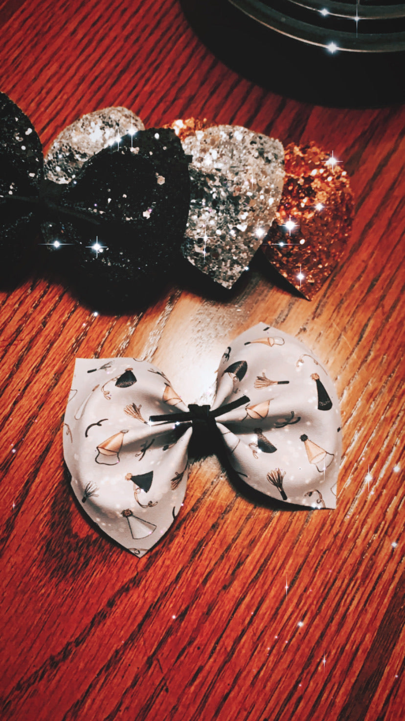 NYE bows