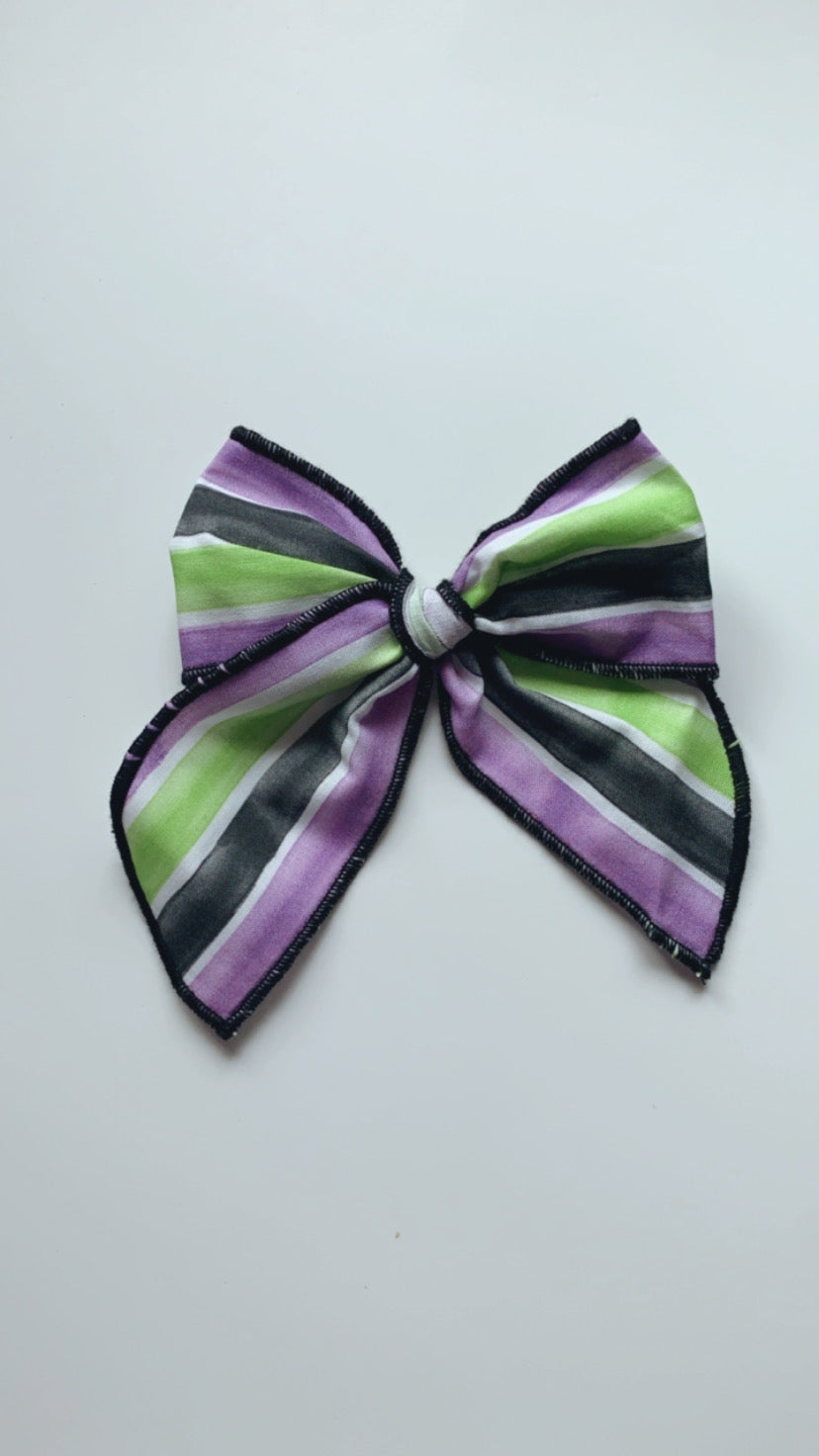 Halloween Stripes Edged Oversized Bow