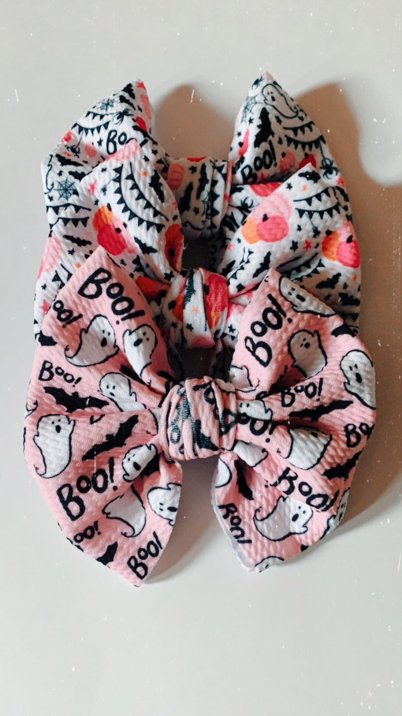 Pink boo