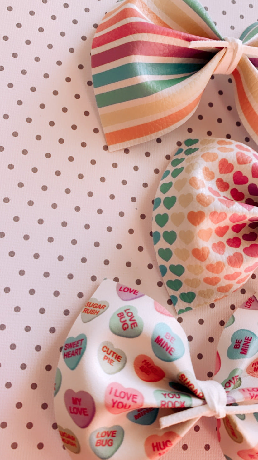 Convo heart set bows