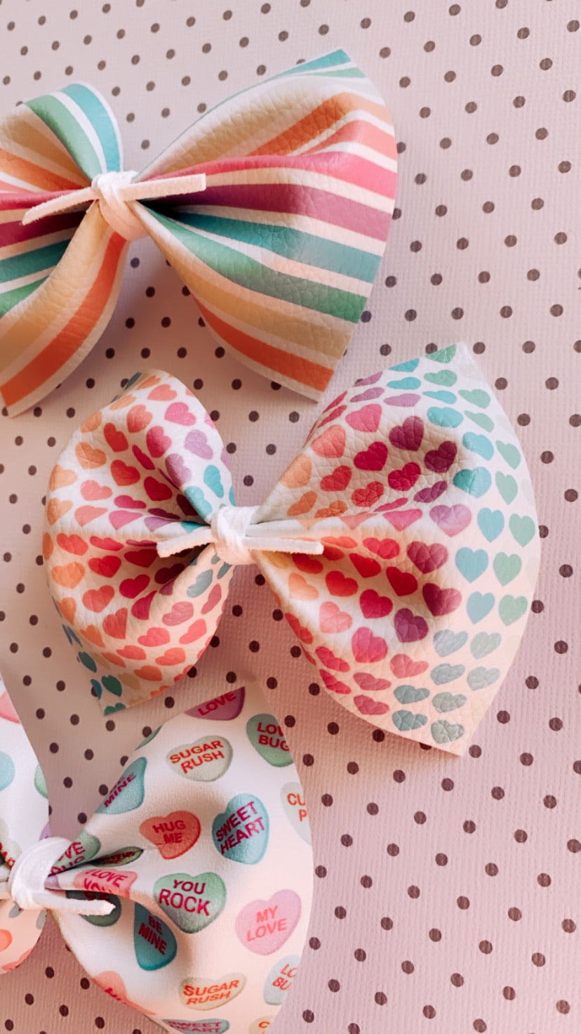Convo heart set bows
