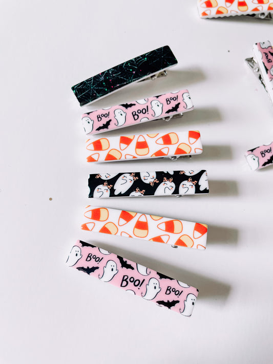 Acrylic clips
