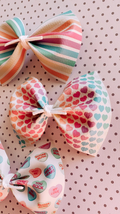 Convo heart set bows